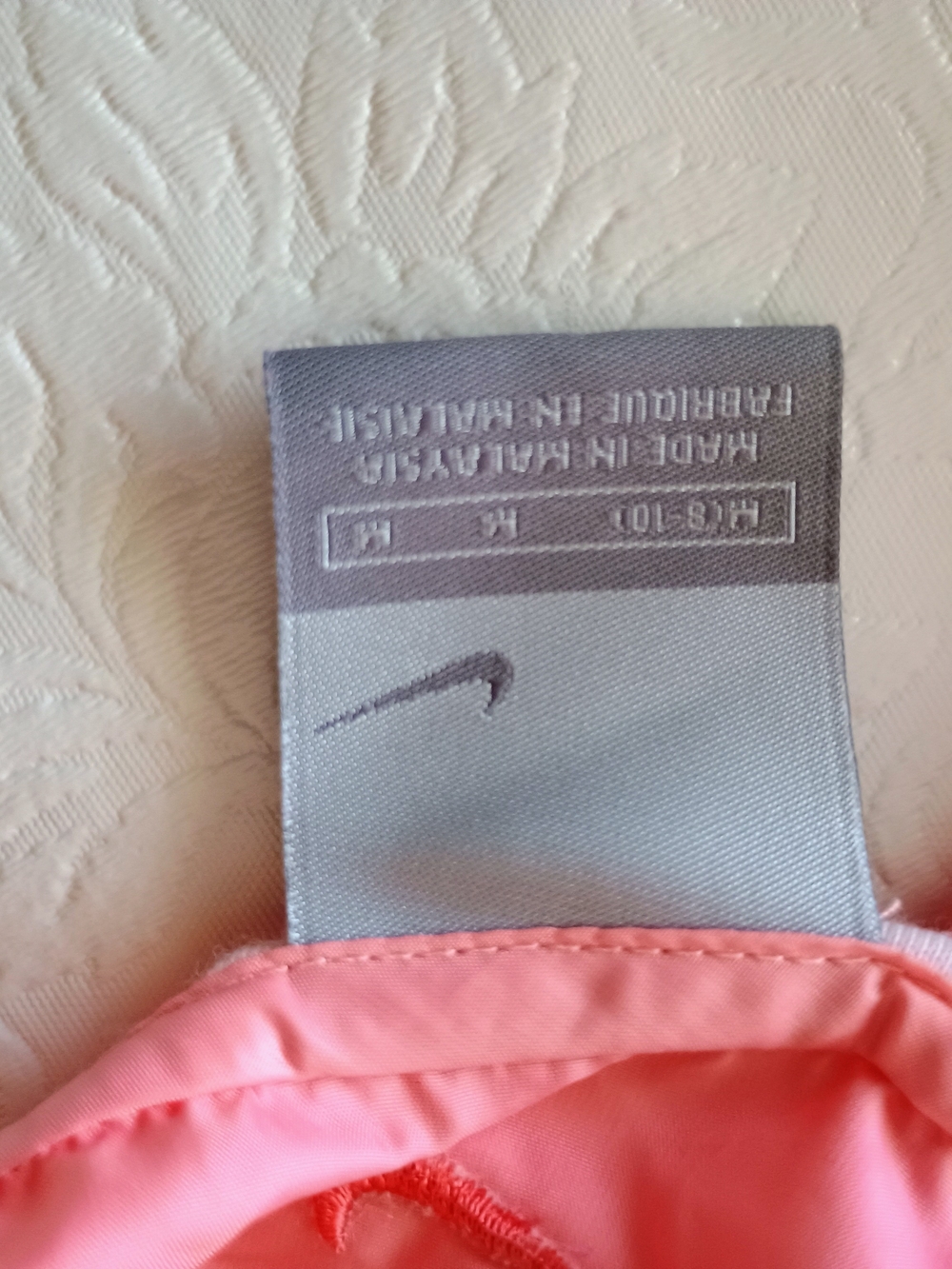 Nike Pink and Beige Activewear Jacket and Cargo Pants - Picture 10 of 15